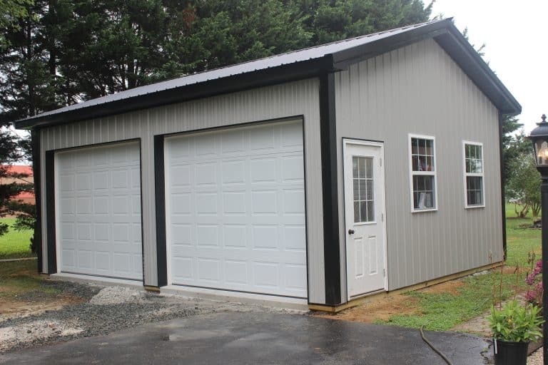 closeup of a 20x24 2-car garage for sale in northeast md