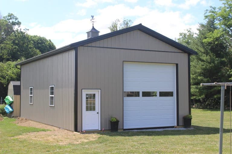 front of a 24x40 workshop for sale in robesonia pa
