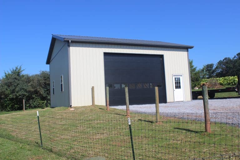 closer up of the black and tan 28x32 workshop for sale in new holland pa