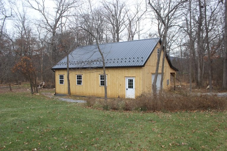 30x40 workshop with attic & lt kit
